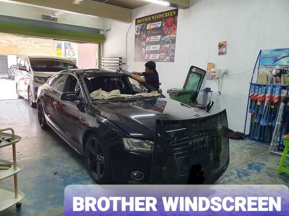 Another windscreen replacement took place in our garage