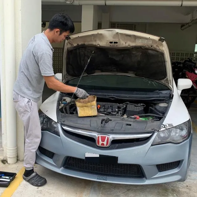 Onsite windscreen repair specialist in Klang Valley