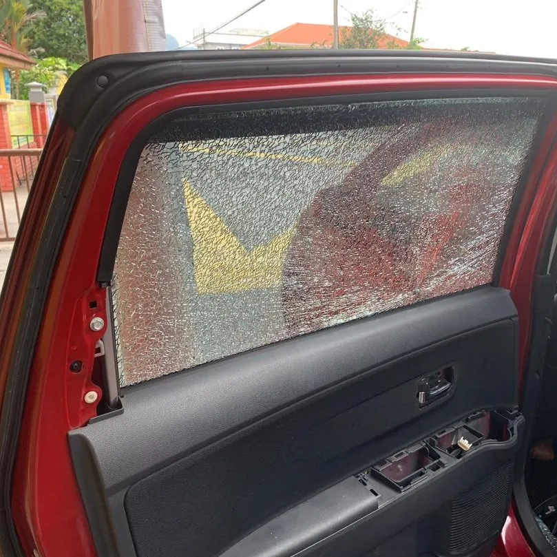 Onsite windscreen repair specialist in Klang Valley