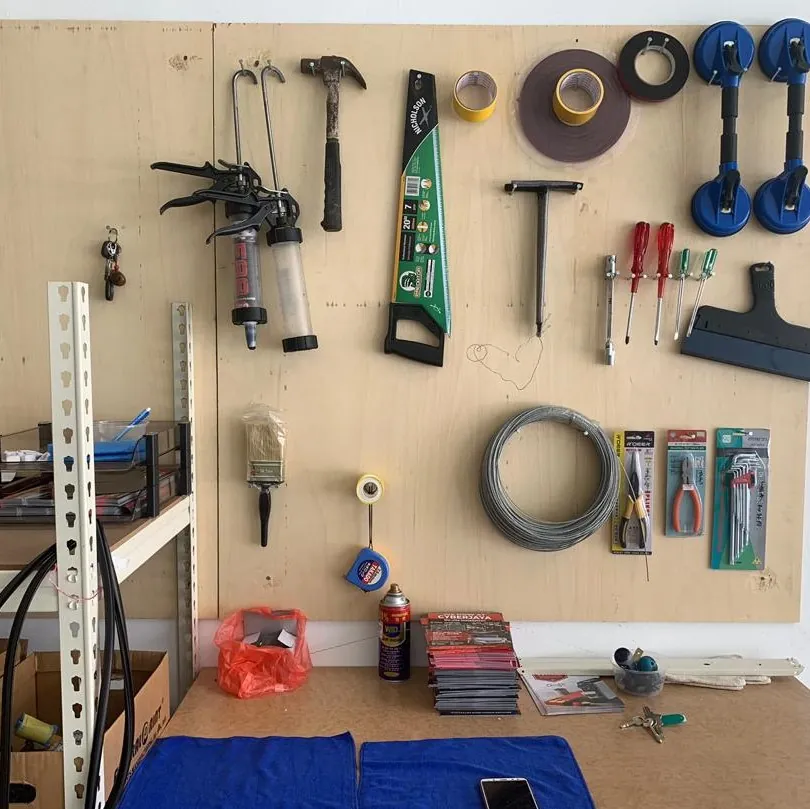 Onsite windscreen repair specialist in Klang Valley