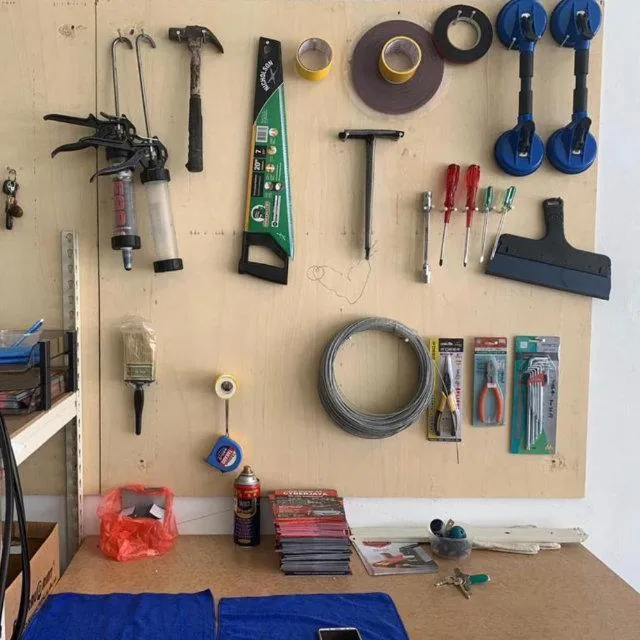 Our tools used for onsite windscreen repair